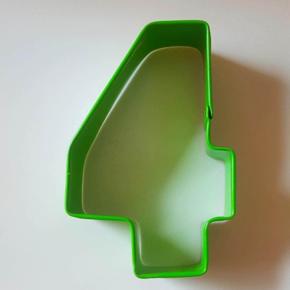 [CELEBRATE IT] Green Number 4 Cookie Cutter